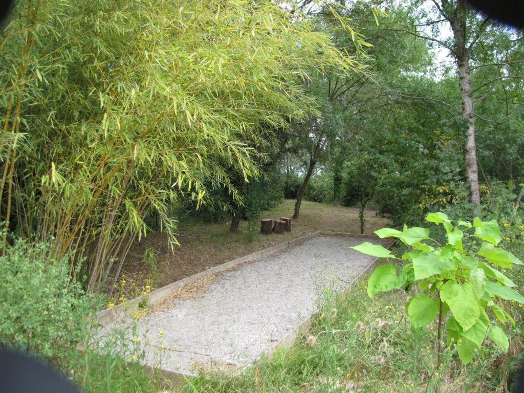 Domaine Du Bois Gite Bleuette Galargues Exterior foto